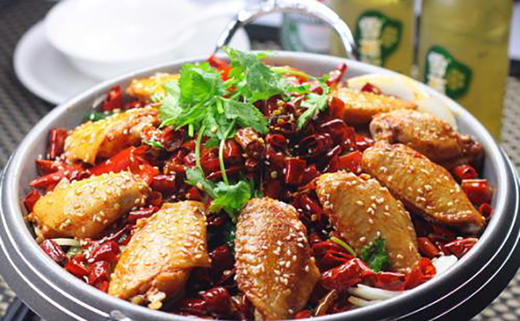 干锅麻辣鸡翅尖