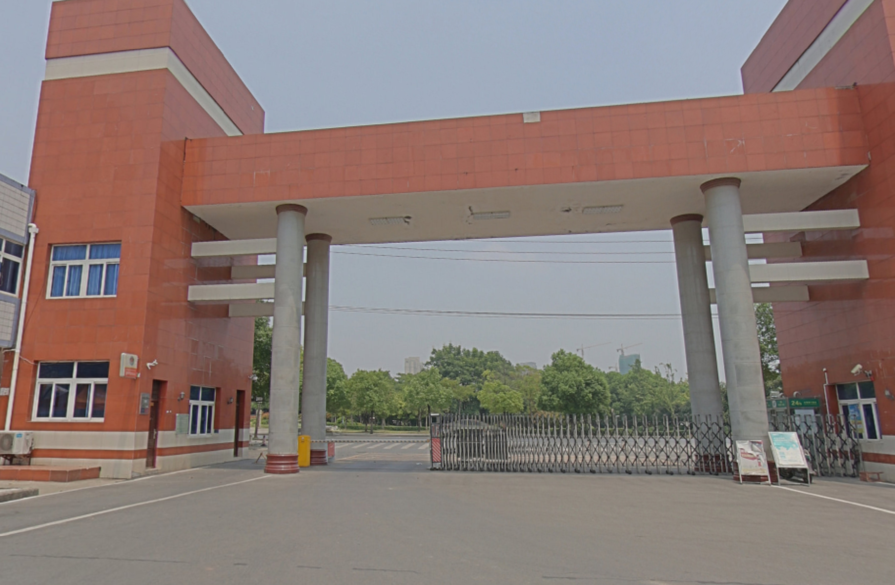  p>黄冈科技职业学院是经 a target="_blank" href="/item/湖北省人民