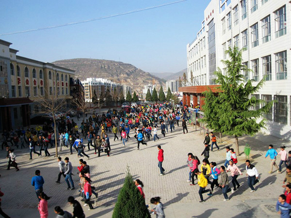 甘肃环县环城小学创建于1916年