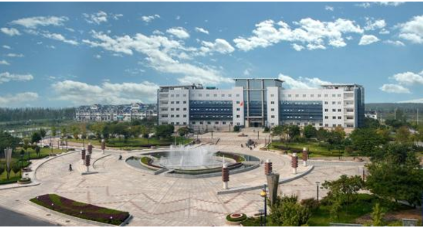 钟管镇,隶属于浙江省湖州市德清县,介于东经