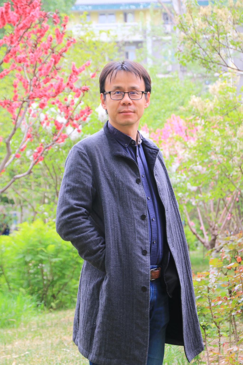 韩振华