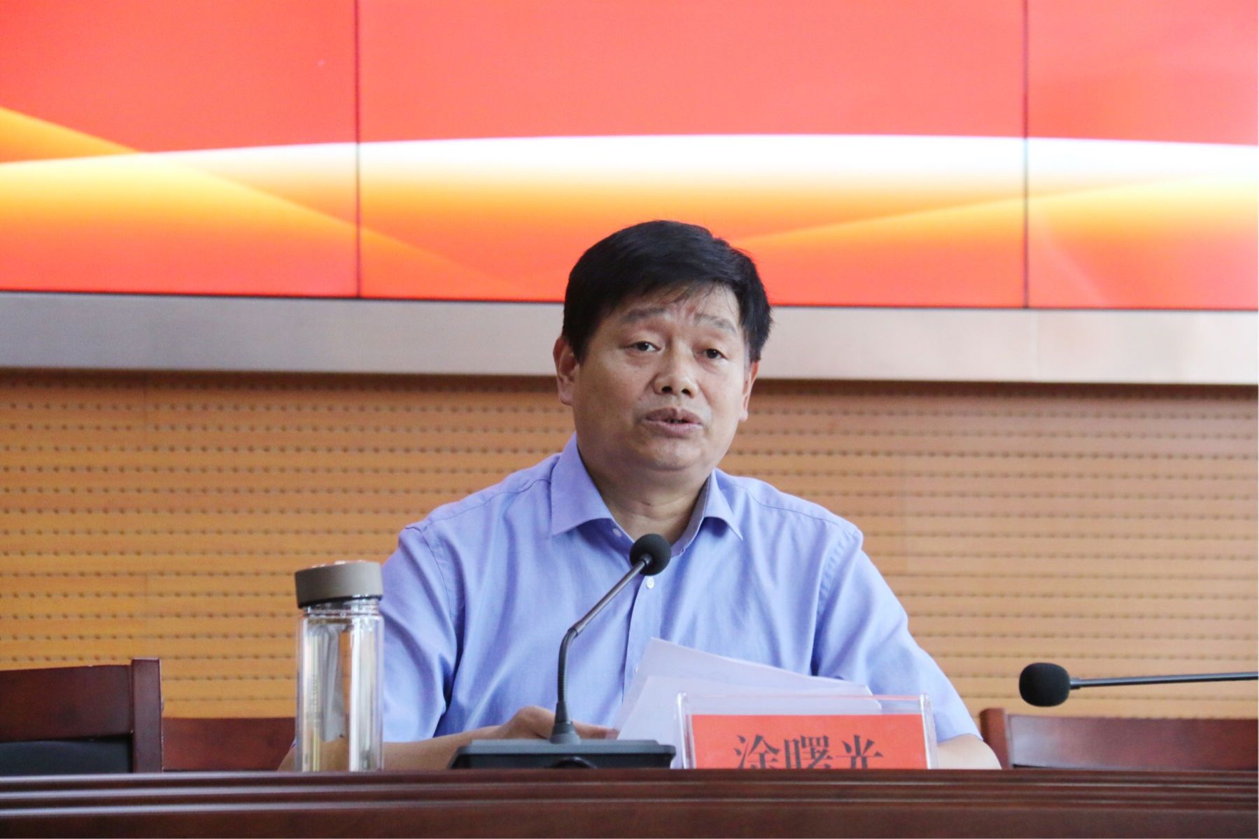  /p> p>曾任浠水县人民政府副县长,浠水县公安局长. /p>