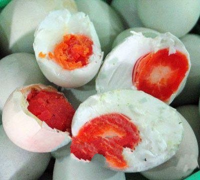  p>红心鸭蛋是蛋黄为红色的 a target="_blank" href="/item/鸭蛋