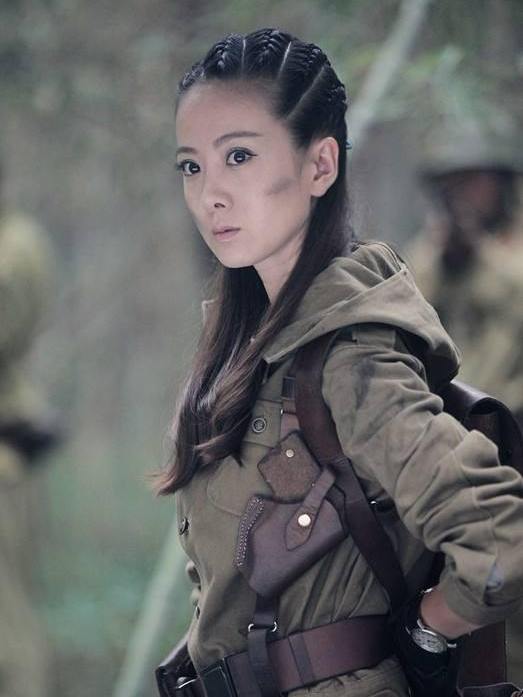 欧阳兰是电视剧《铁血使命》和《英雄使命》中的女主角之一,由高斯
