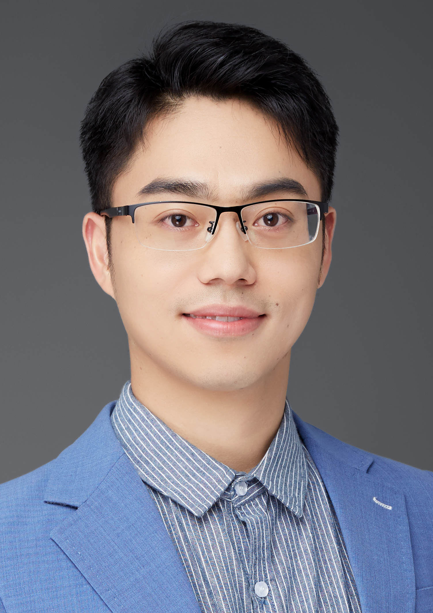  p data-id="tlwur6wu75fu">丰超,男,江苏宿迁人.