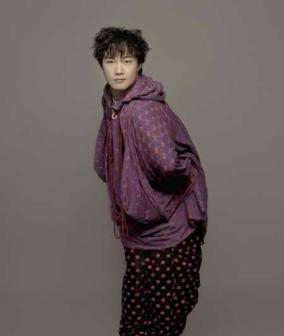 Listen To Eason Chan_百度百科