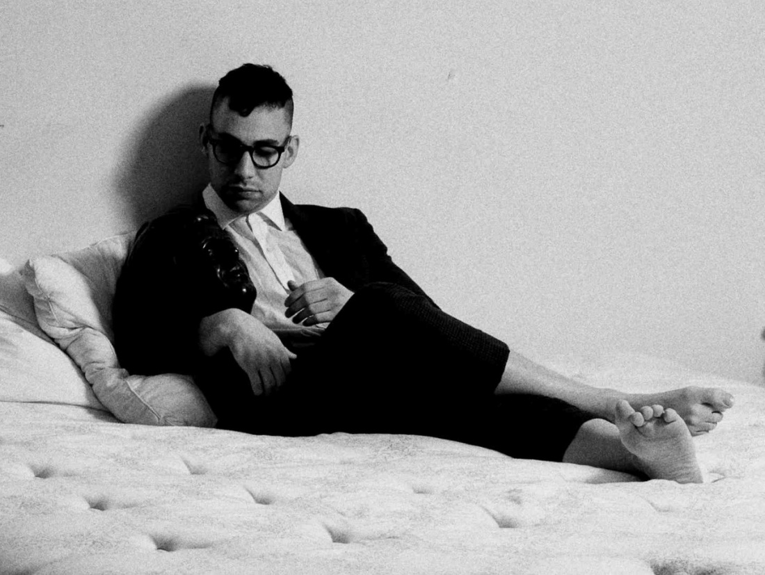  a target="_blank" href="/item/jack antonoff/54628955" data