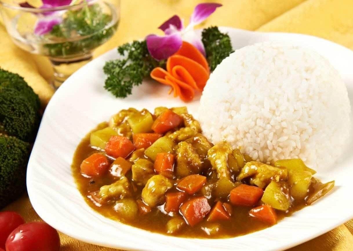 咖喱鸡烩饭