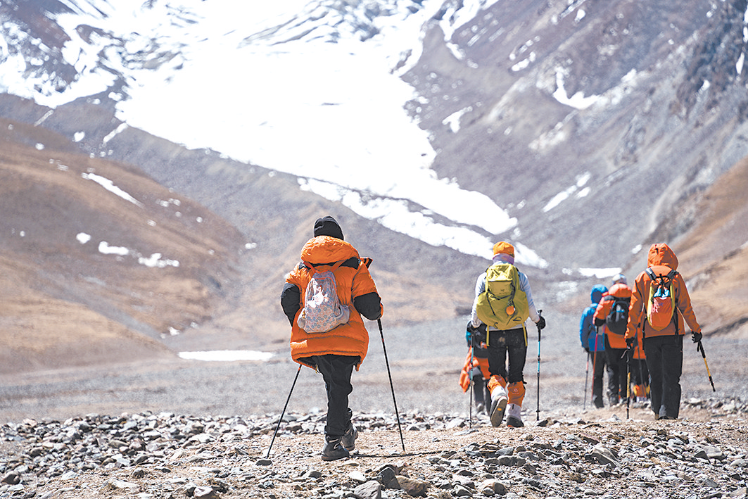 玉珠峰登山大会