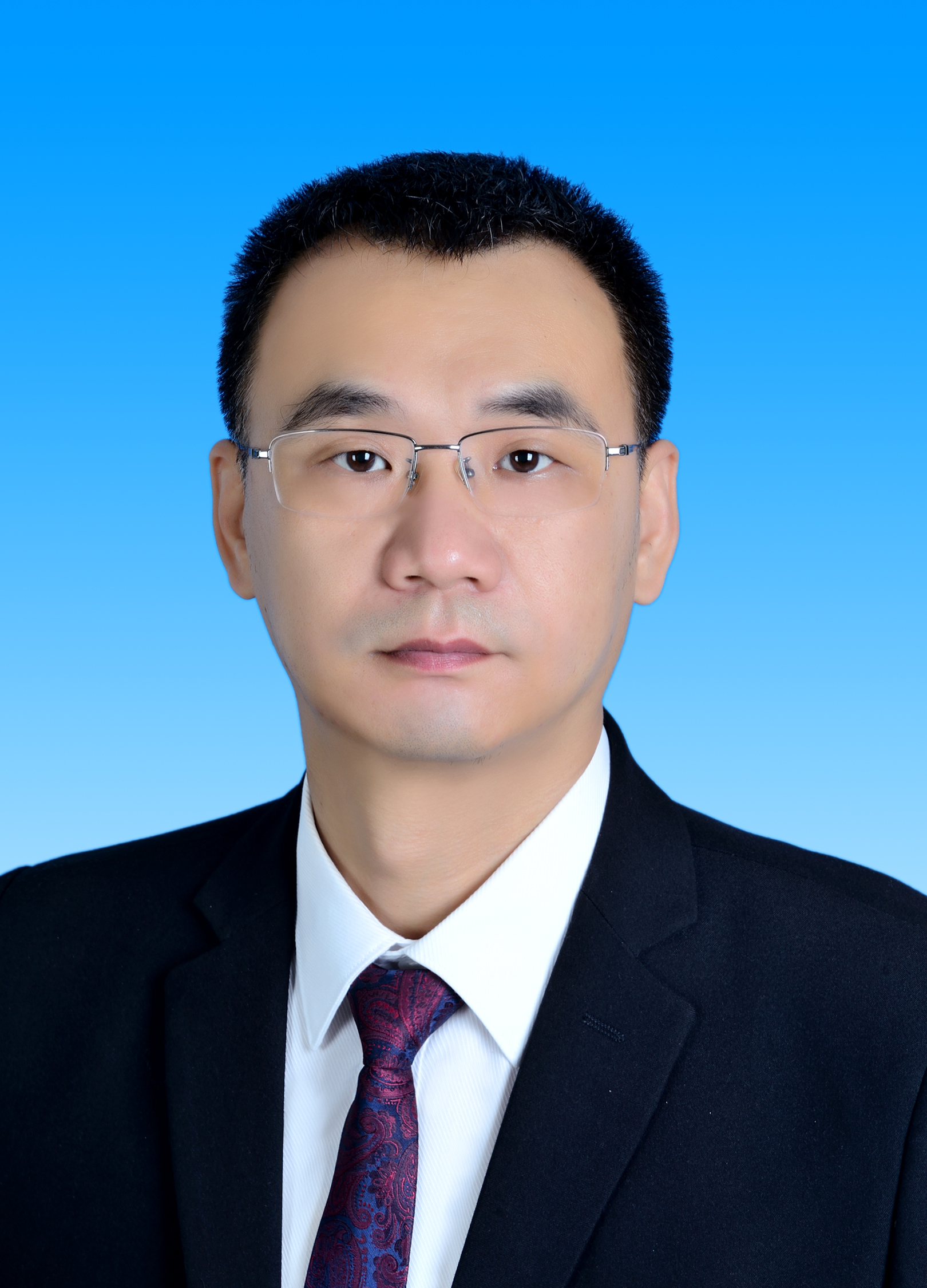 现任陕西省西安市新城区长乐中路街道党工委副书记,组织委员,宣传委员
