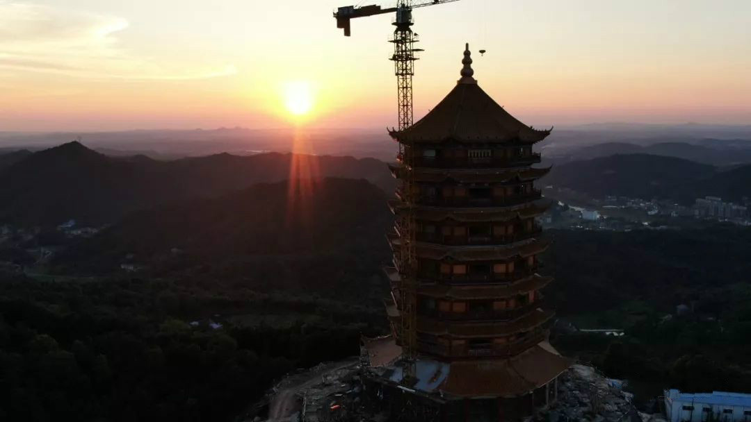 ">望江楼,位于湖南省 a target="_blank" href="/item/醴陵市/137710"