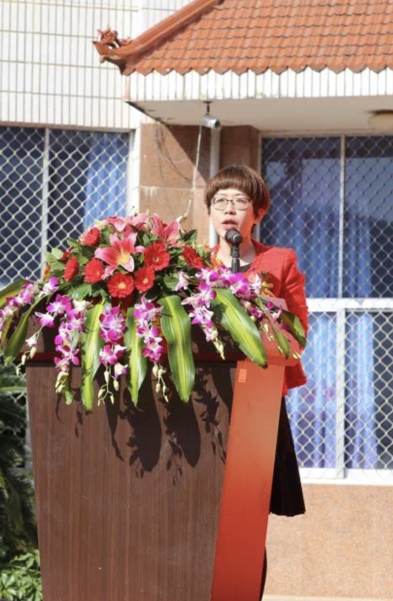 吴晶晶,女,福建龙海人,1981年4月出生,中共党员,省委党校研究生