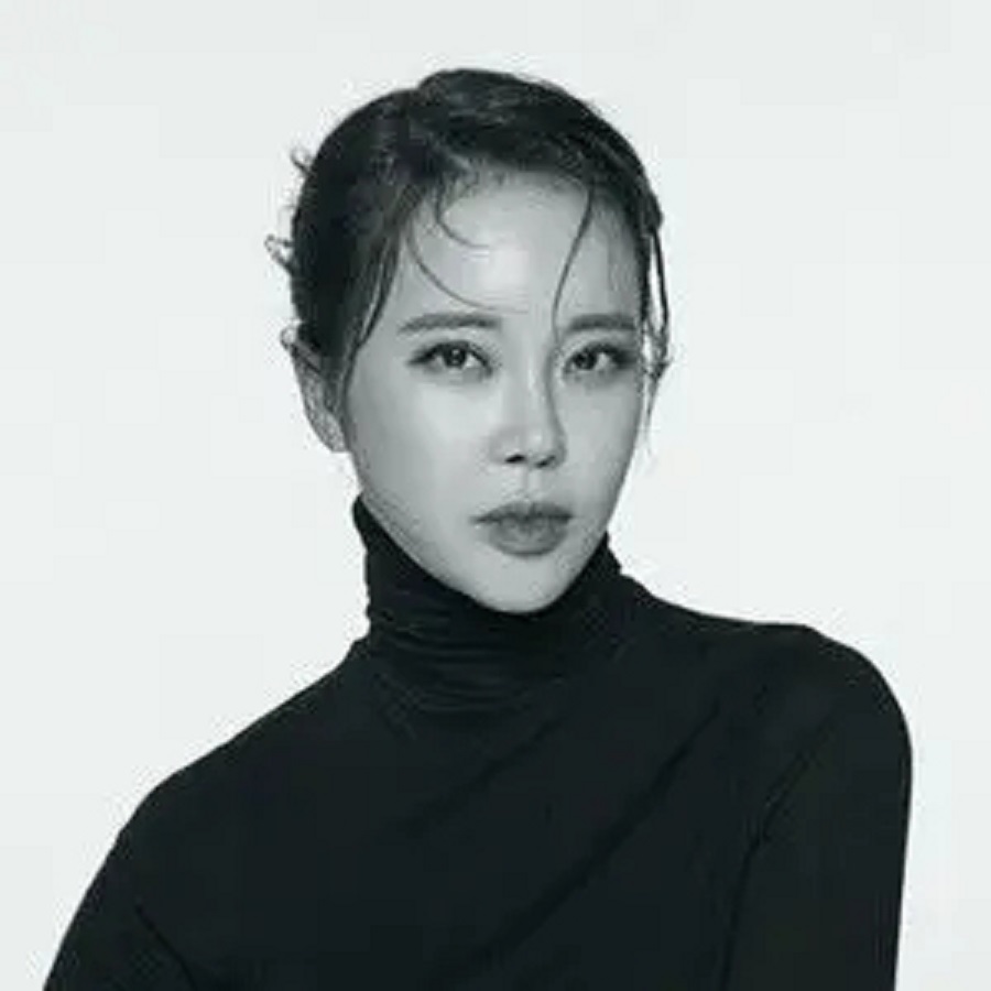  p>《过了很久》是由 a target="_blank" href="/item/白智英/462116"