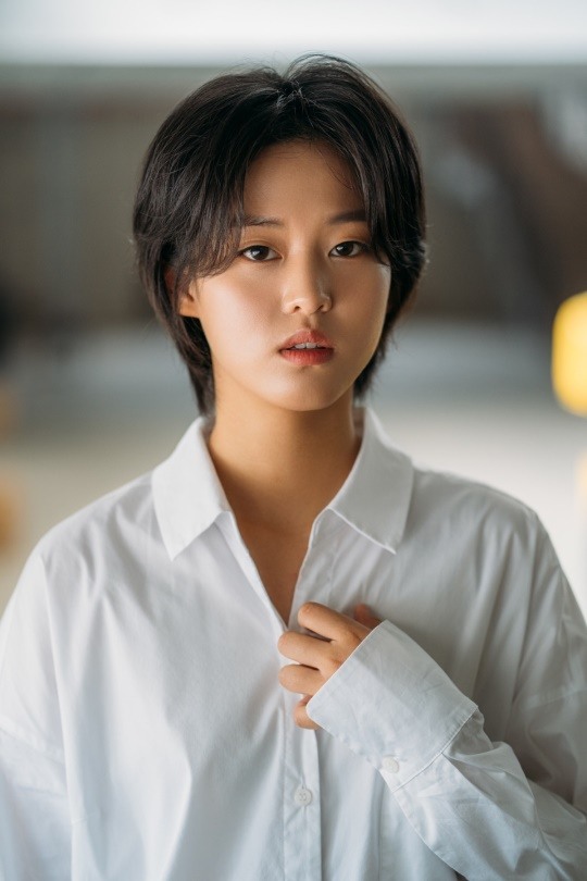 id="sz0tmnl0imui">李妍(      ,lee yeon),1995年2月27日出生于韩 