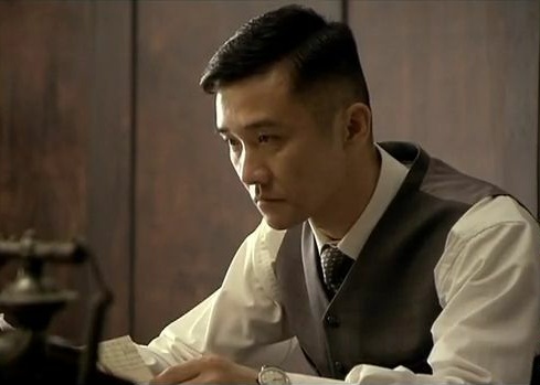  /p> p data-id="gnatmf3m8n">得名于黄埔军校学子发型. /p>