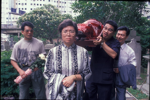  p>剧名:串烧冤家 /p> p>类型:时装 /p> p>播放时间:1989年9月25日 /p