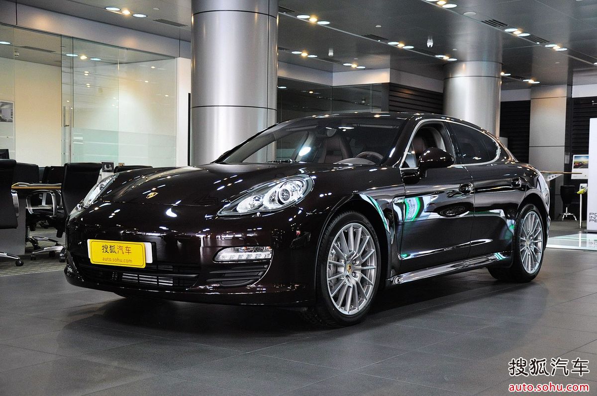保时捷 panamera