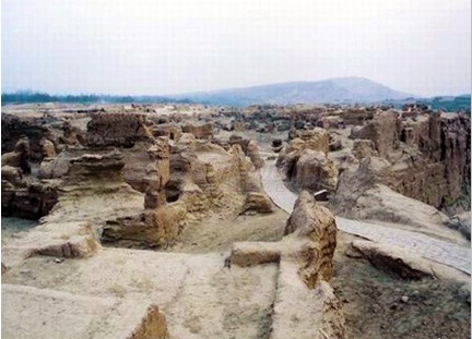 data-lemmaid="4314123">北庭大都护府 /a>治所遗址,位于 a target="