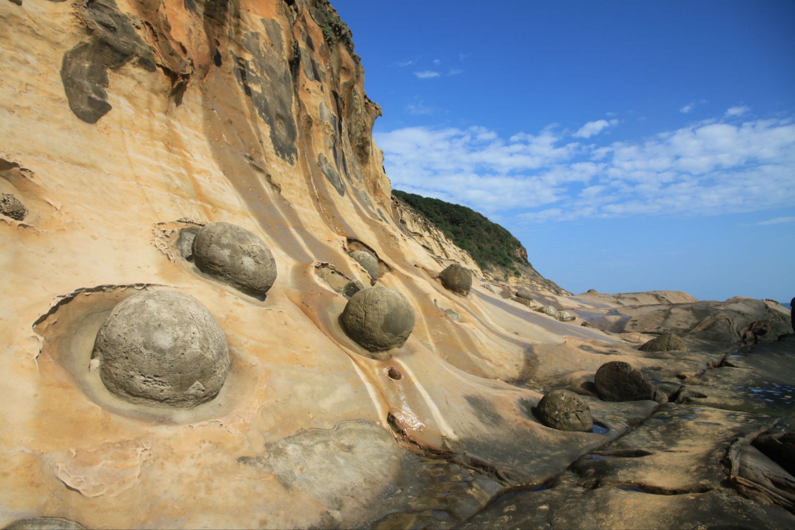 gnyujhnqxa"> b>野柳地质公园(yehliu geopark) /b>,位于台湾新北市 a