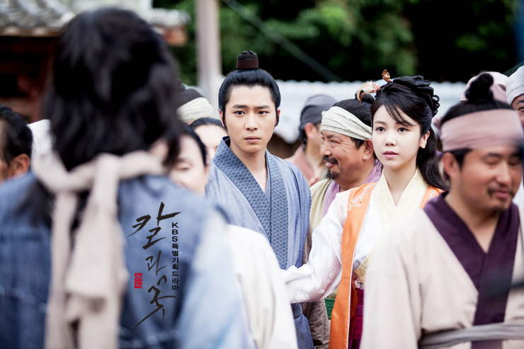  p>《剑与花》为韩国kbs自2013年7月3日起播出的水木特别企划剧,由金