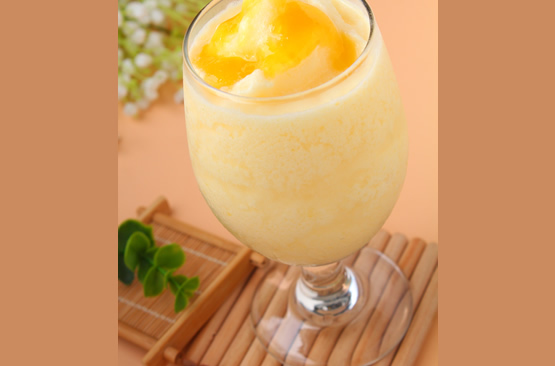  p>思乐冰(slurpee)是一款由7-eleven便利商店研制的碎冰饮品,在1967