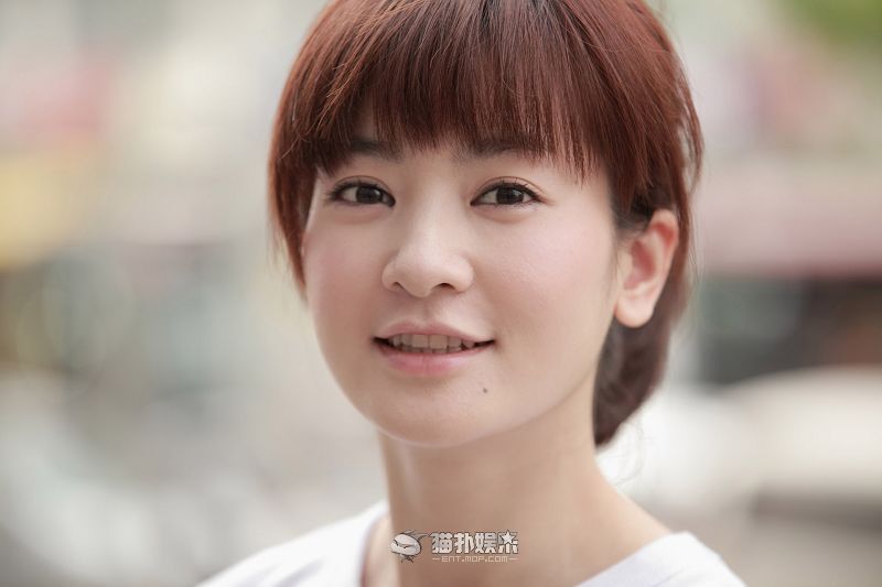  p>《离爱》是电视剧《离爱》的主题曲,由 a target="_blank" href="