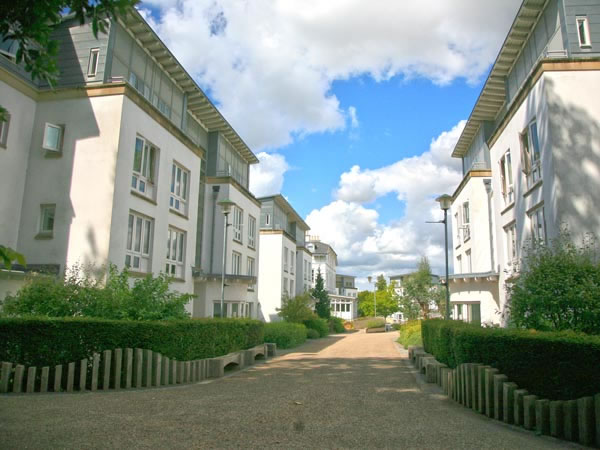  p>格罗斯特郡大学(university of gloucestershire)位于 a target="