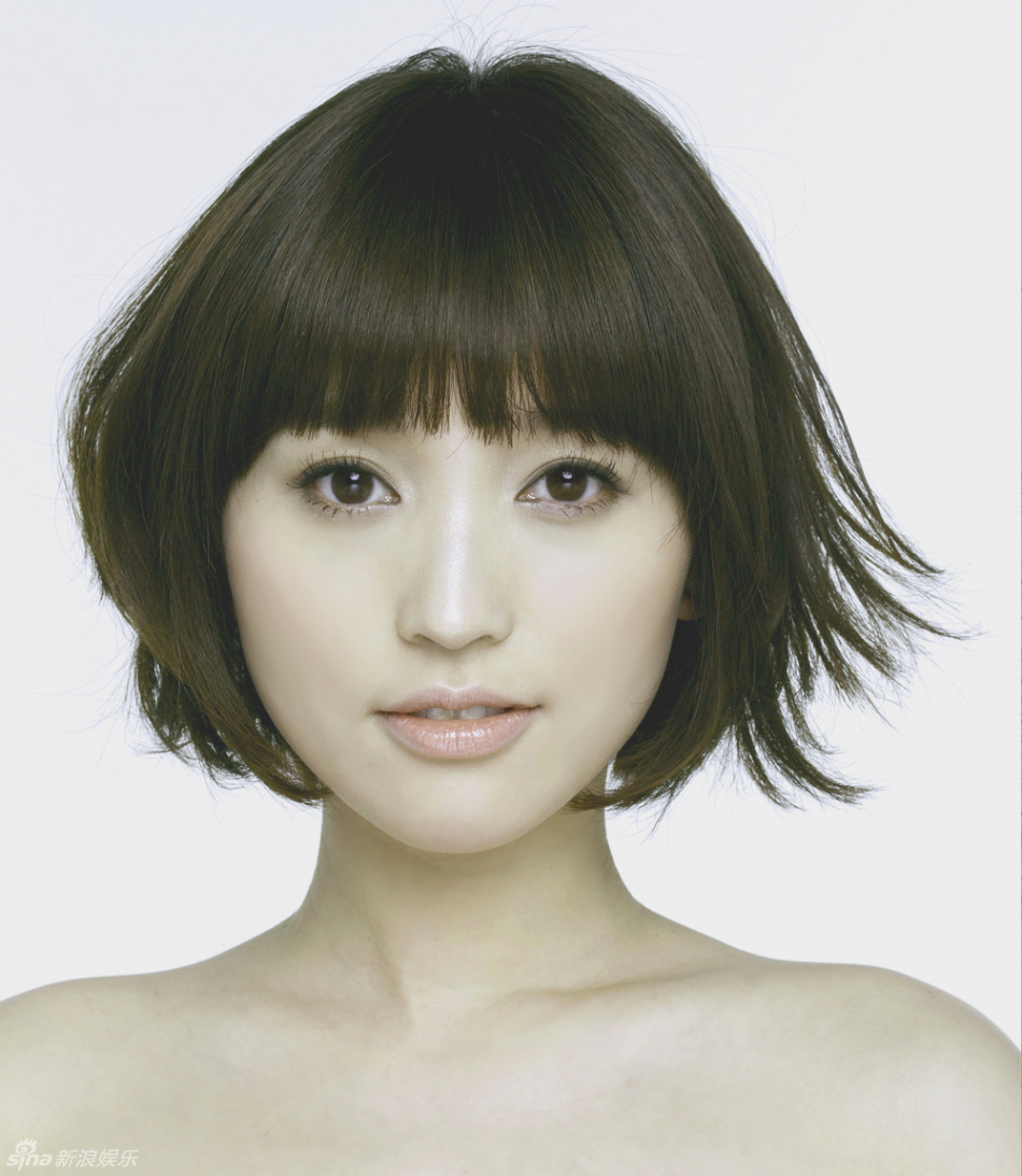  p>金莎(kym),1983年3月14日出生于上海市,中国内地女歌手,演员.