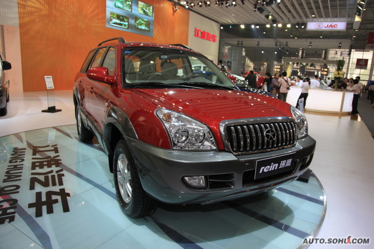  p>江淮瑞鹰,是江淮旗下的首款suv车型,采用发光二级管设计的 a href=