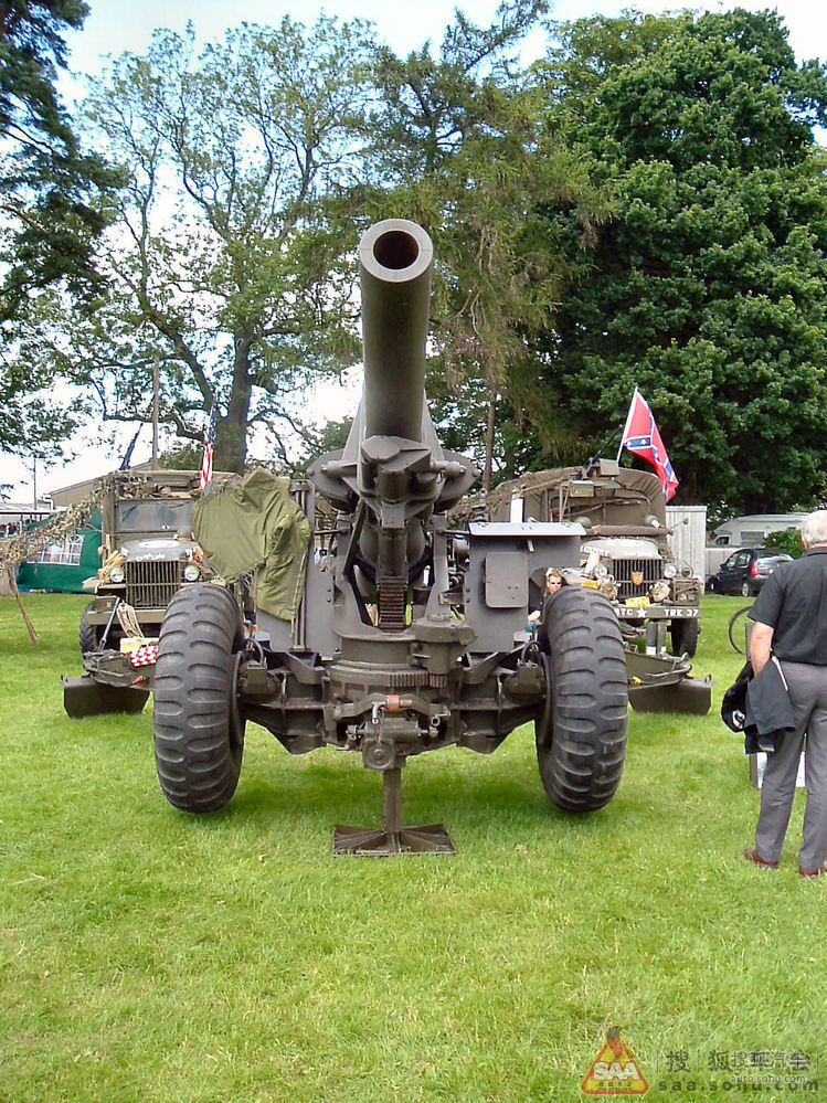 该型榴弹炮由炮身,反后坐装置和炮架等部分组成.