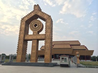 侗文化城为国家2a级景区,位于 a target="_blank" href="/item/芷江