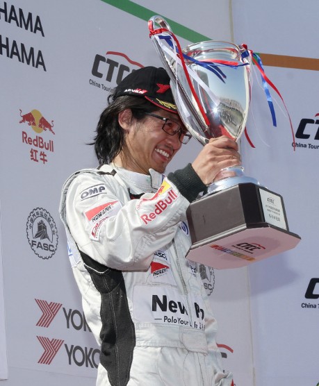  p>韩寒,1982年9月23日出生于上海市 a target="_blank" href="/item