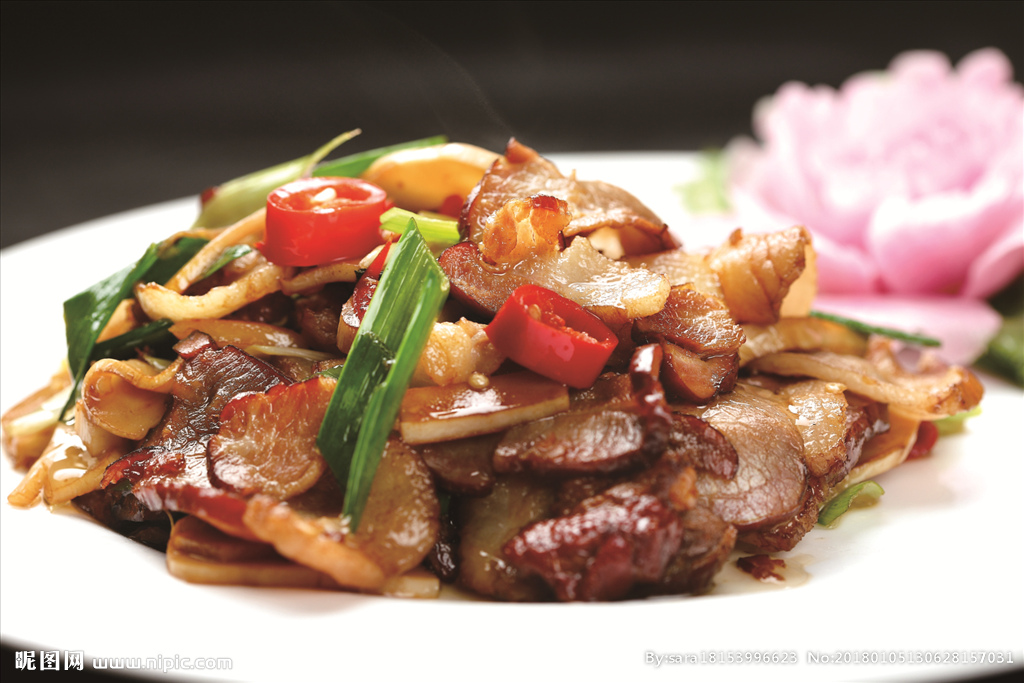 回锅尖椒腊肉