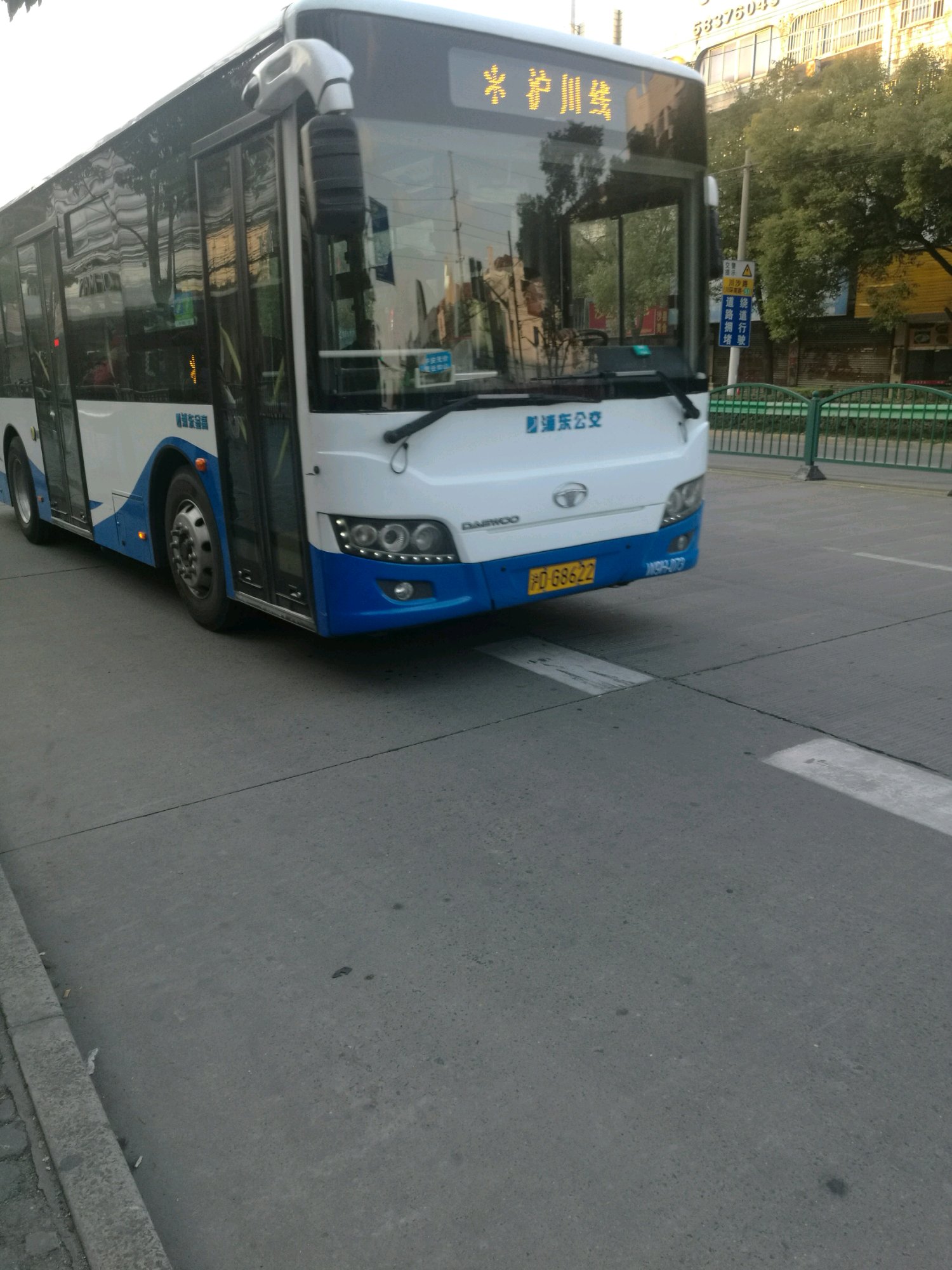  p>沪川线是上海浦东金高公交公司管理的一条老牌公交线(由上川铁路