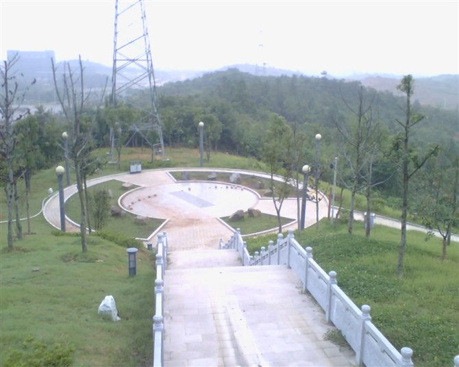  p data-id="gnwhlwb65e">乌木山位于 a target