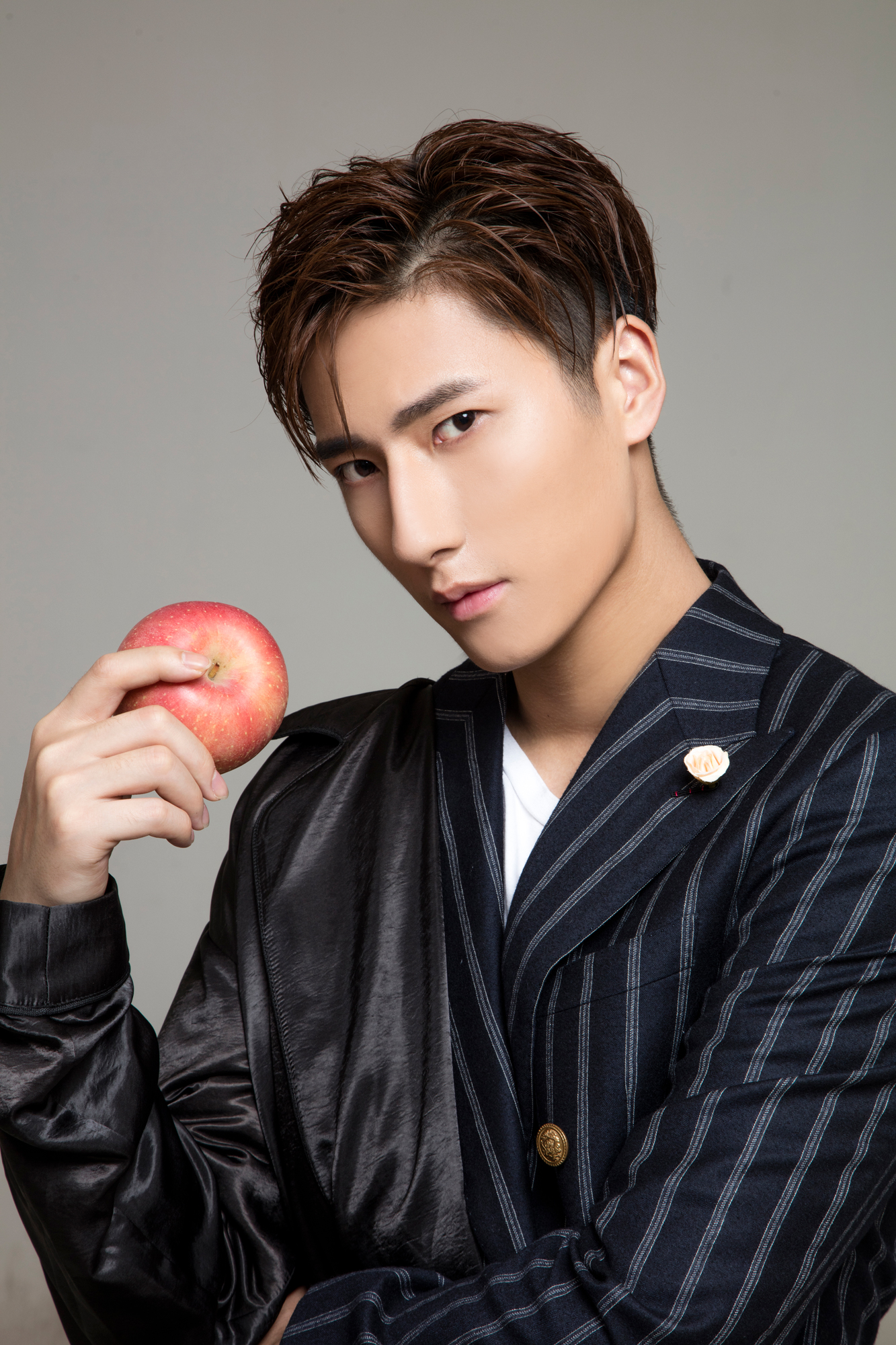  p>李汶霖,中国内地新生代男演员,毕业于 a target="_blank" href="