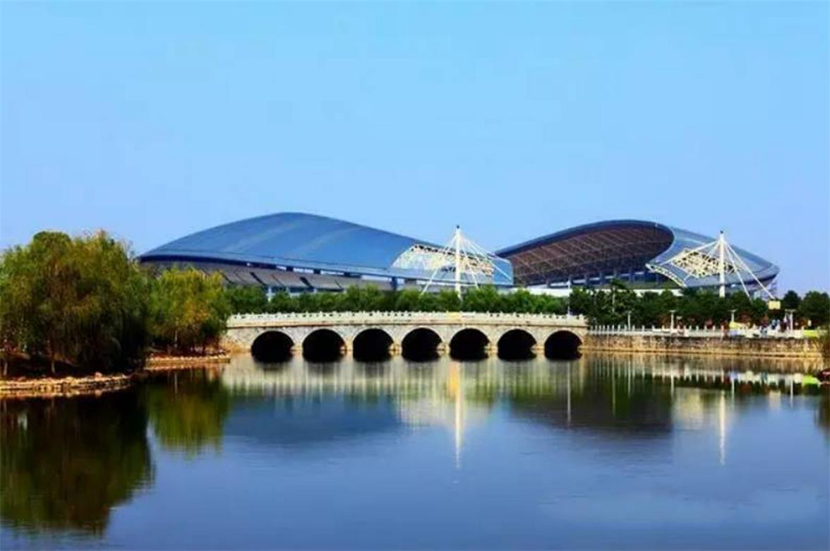  p>衡阳师范学院(hengyang normal university)简称"衡阳师院",位于