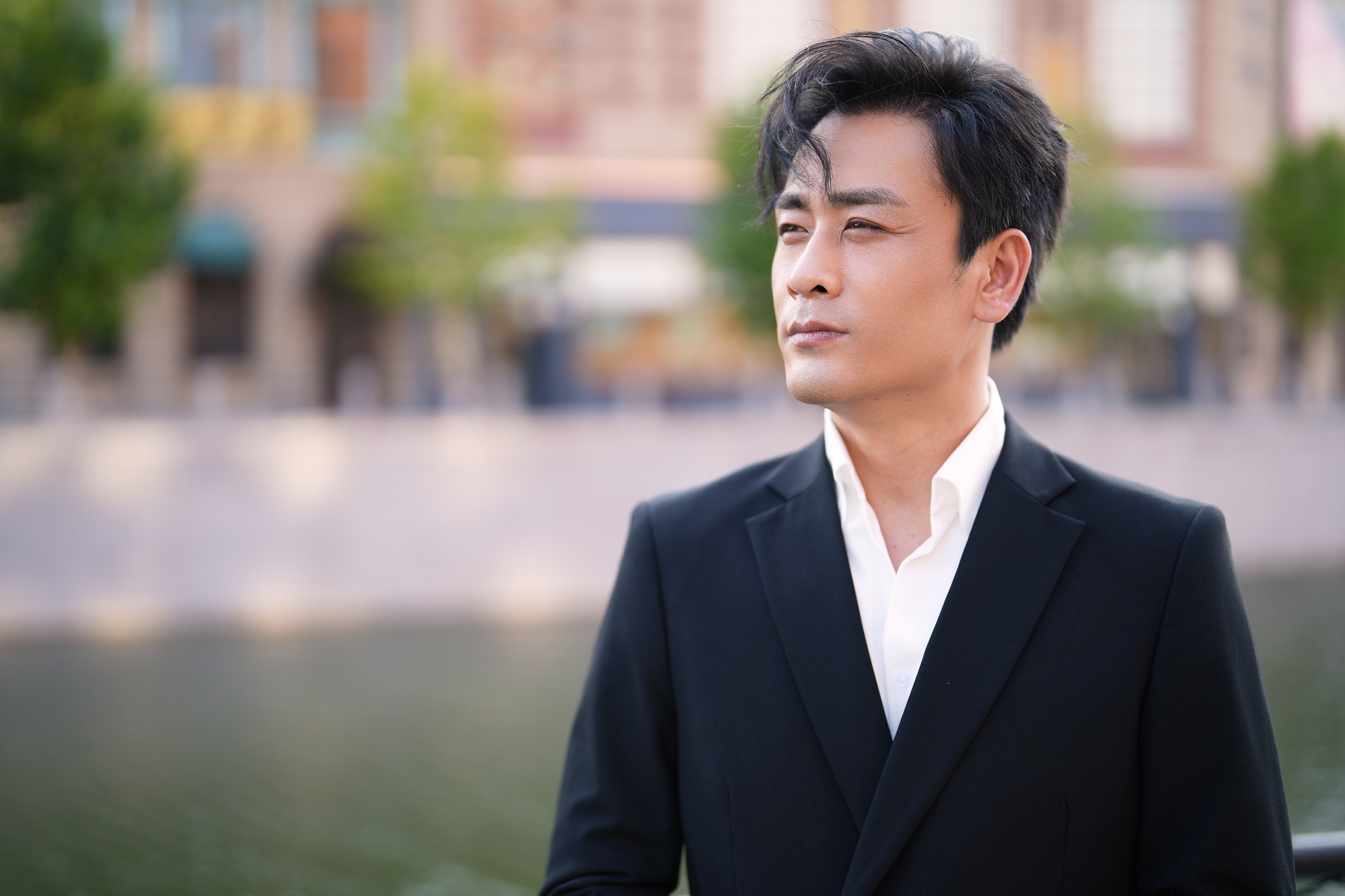 gnwl44swnw">白海涛,1984年10月14日出生于山东省,中国内地影视男演员