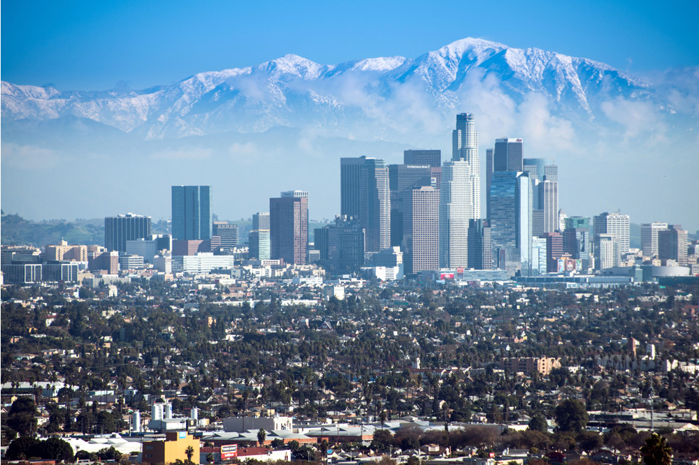 也是美国西部最大的城市,常被称为"天使之城"(city of angels)