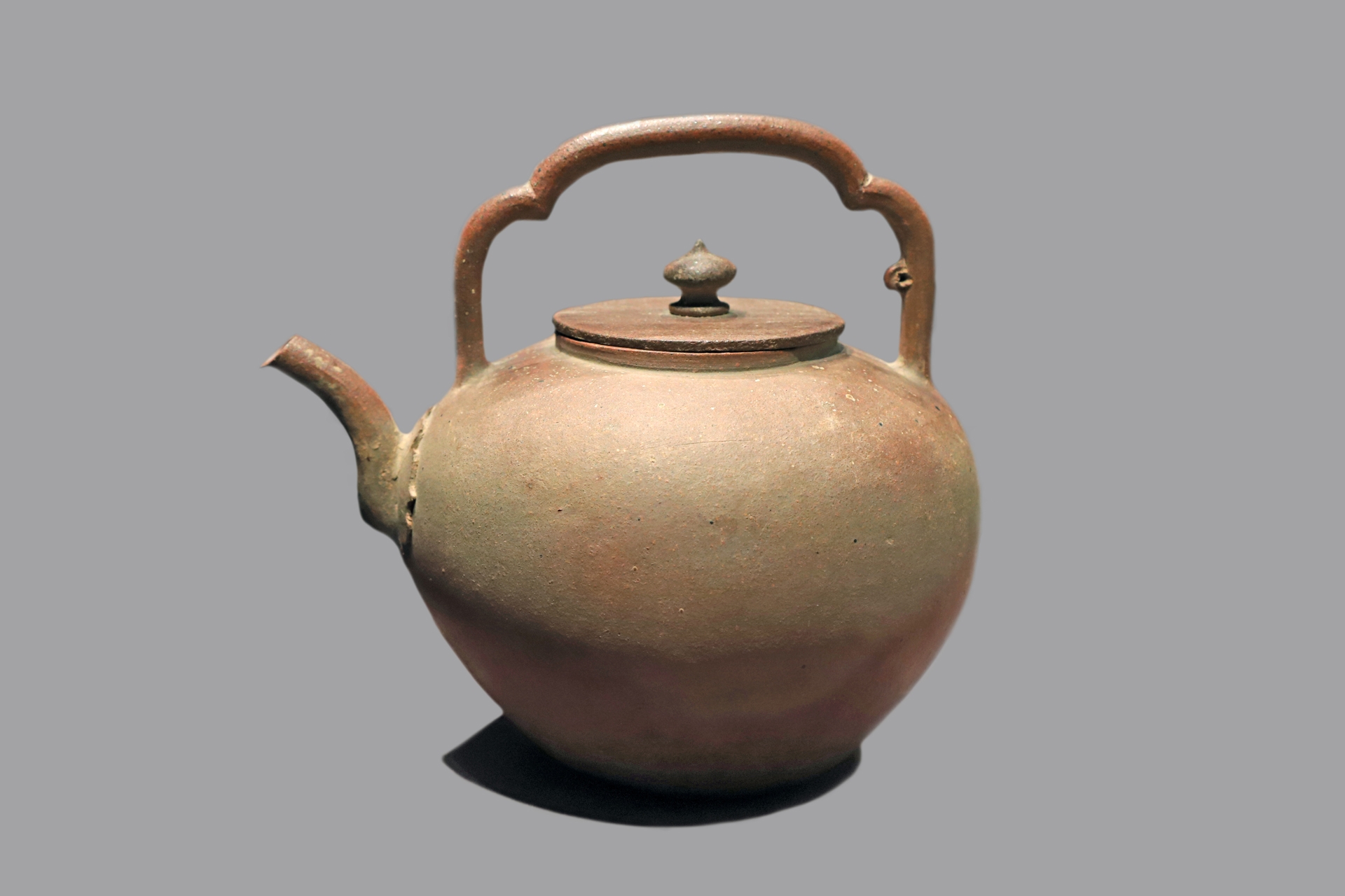 吴经墓出土提梁壶