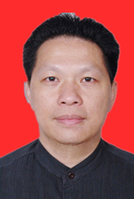  p>潘光敏 /p> p>现任韶关市金融工作局党组成员,副局长. /p>