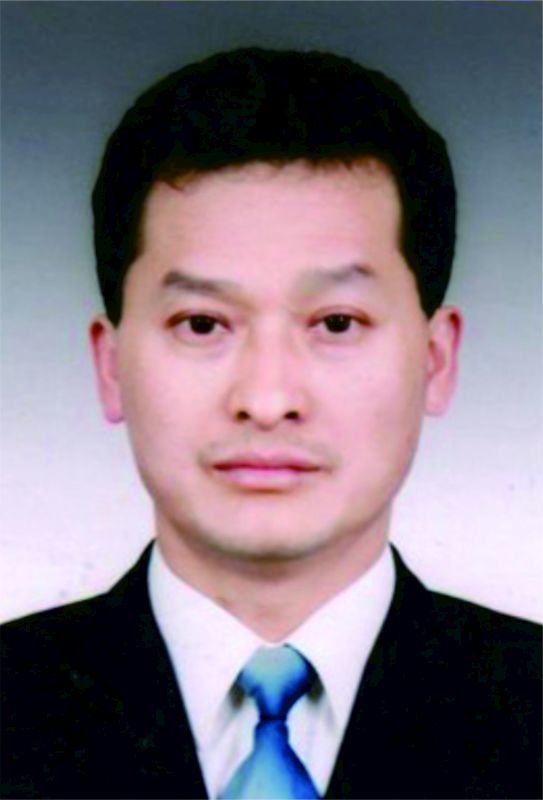 张忠