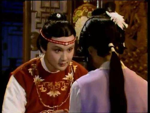 宝黛共读《西厢记》，林黛玉吓唬贾宝玉，有何用意_百科TA说