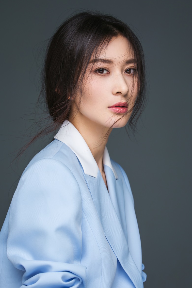 id="gnx8qs0nh8">杨亚,1987年7月17日出生于安徽省,中国内地女演员