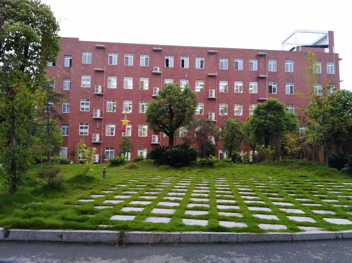  p>宜昌市第二十五中学位于 a href="#" data-lemmaid="1436958">宜昌