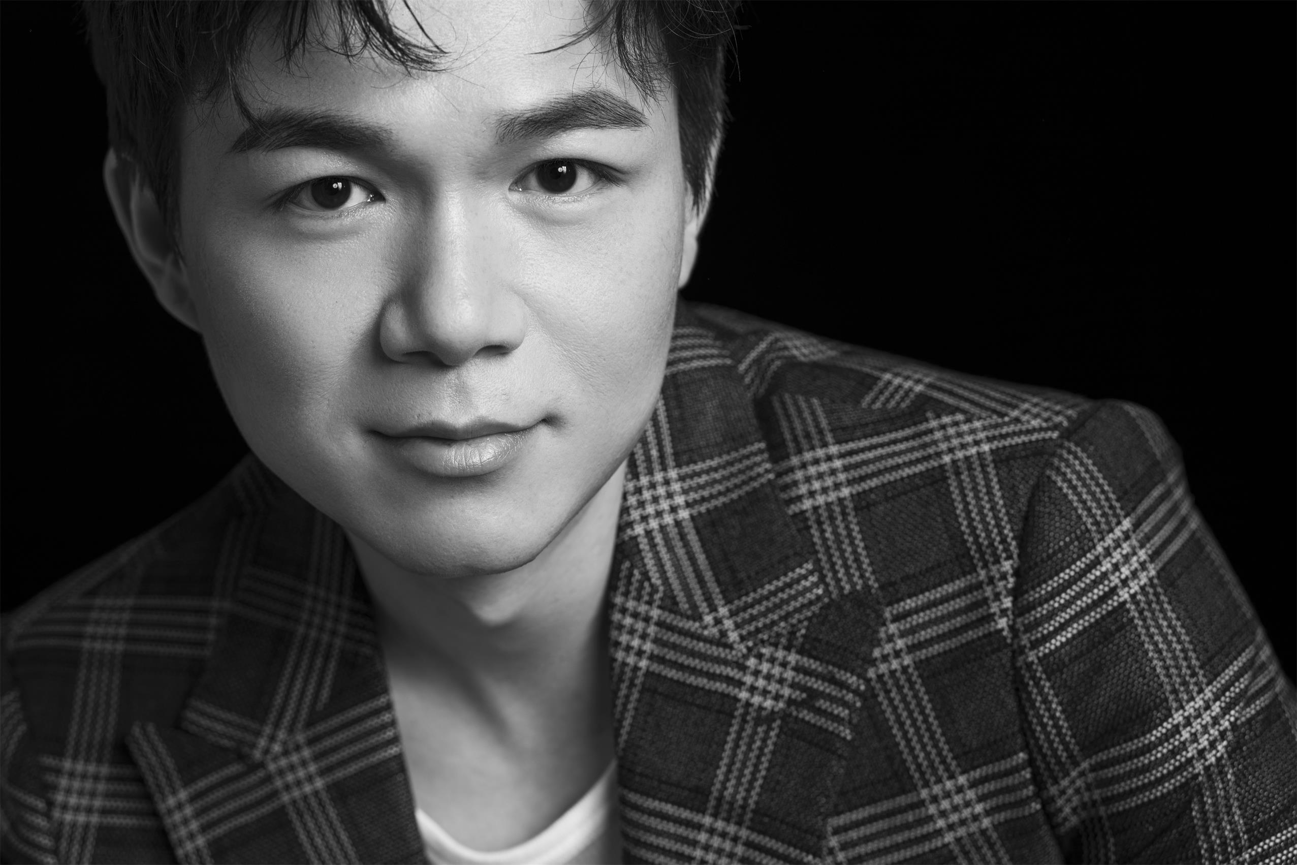  p data-id="go03zsfxj4">王传越,1984年7月15日出生于黑龙江省佳木斯