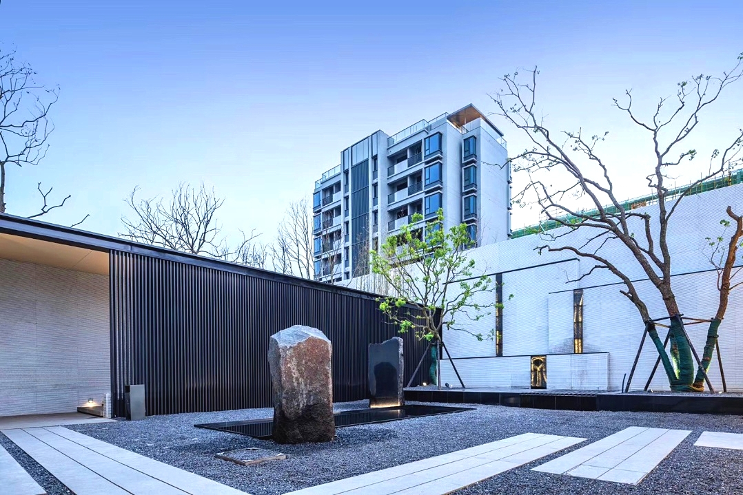 明樾台】位于九龙湖新城龙虎山大街与上饶大街交汇处往西50米,南昌