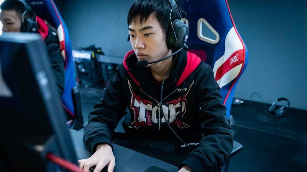 ,2000年5月22日出生于江西省<a href="#" data