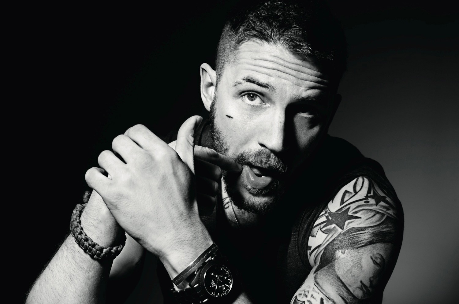  p>汤姆·哈迪(tom hardy),1977年9月15日出生于英国伦敦哈默史密斯