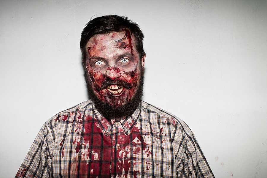  p data-id="gnvi36snpx">zombie,俗称活死人,意思是靠巫术起死回生之